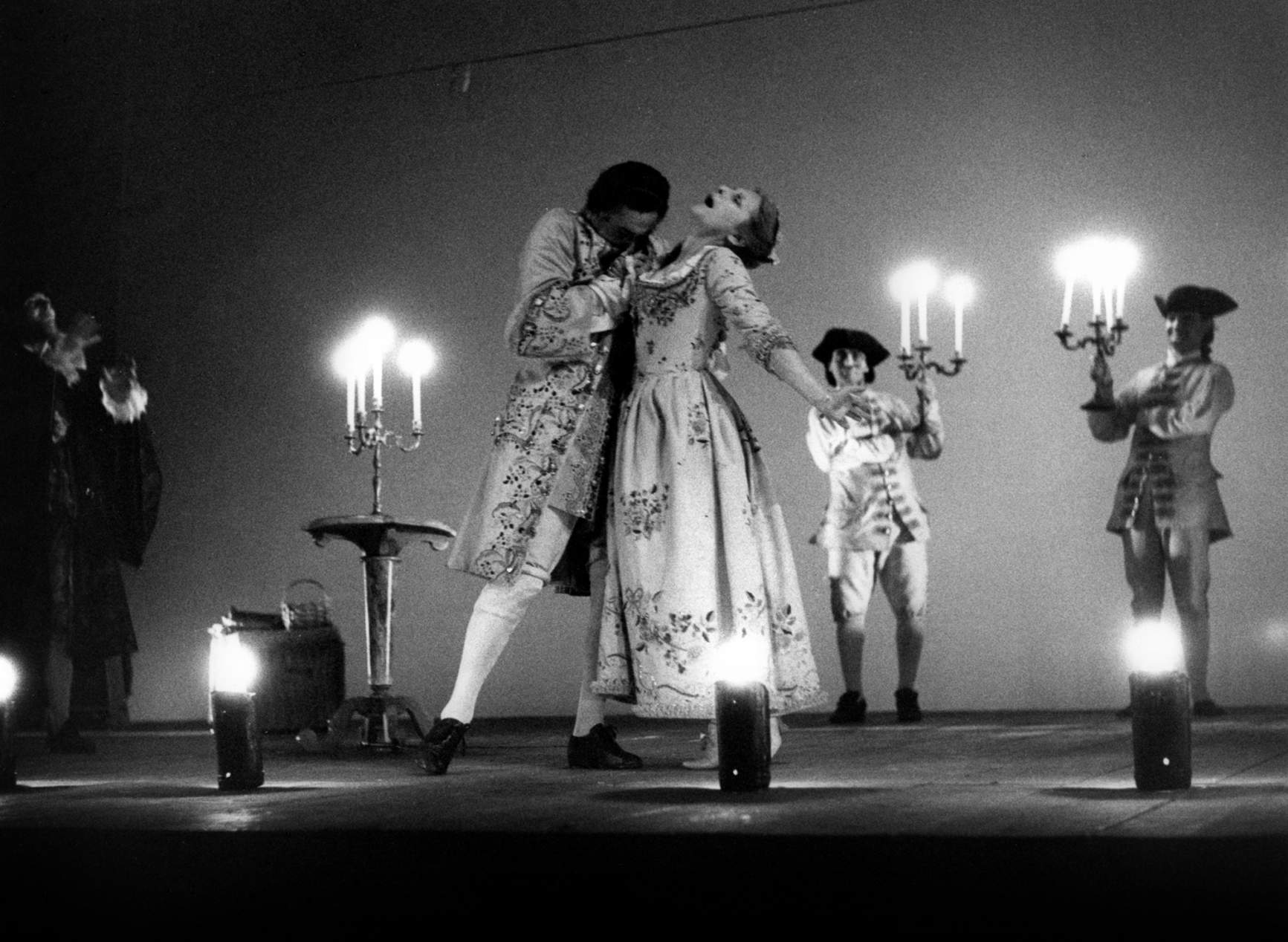 Giancarlo Dettori e Giulia Lazzarini - foto Ciminaghi/Archivio Piccolo Teatro di Milano 