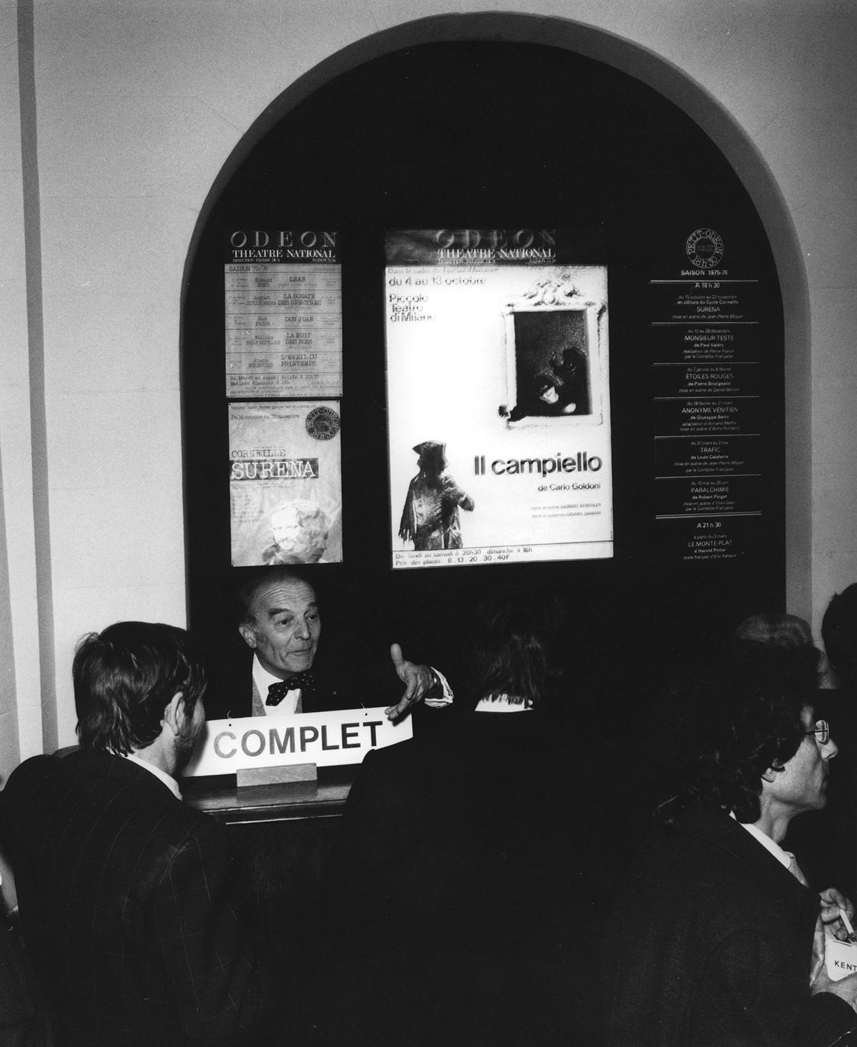 Tutto esaurito a Parigi per la messinscena all’Odéon, ottobre 1975 - Foto Ciminaghi/Archivio Piccolo Teatro di Milano