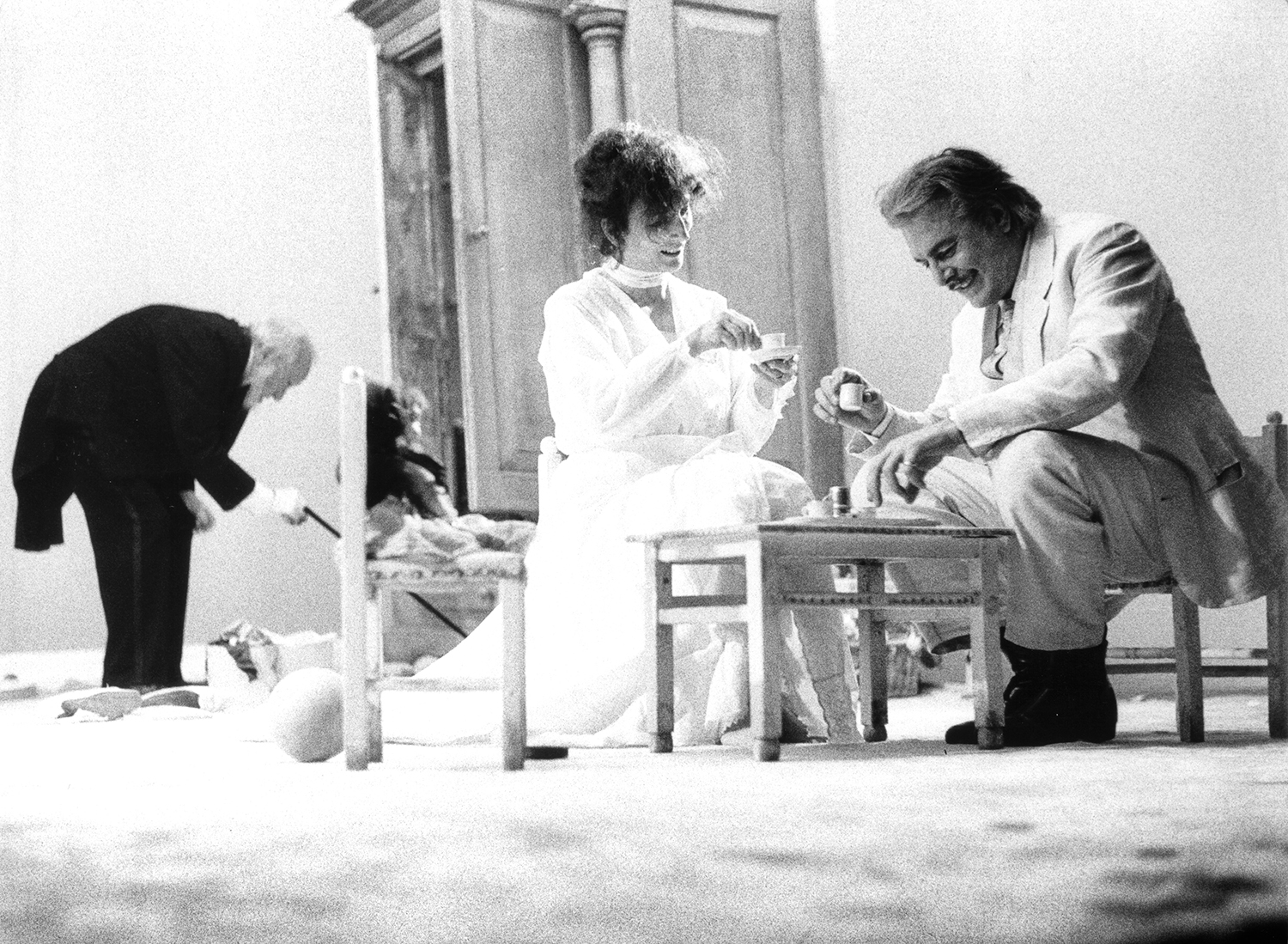 Renzo Ricci, Valentina Cortese e Gianni Santuccio - Foto Ciminaghi/Archivio Piccolo Teatro di Milano